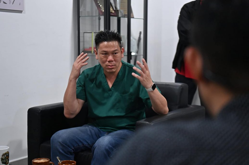 寻病因是否患多发性硬化症 YAKEB送刘友龙血样到韩化验