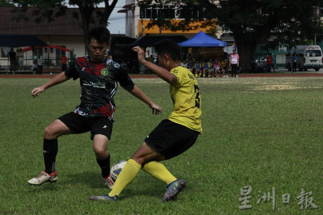 **已签发**柔:封底:中化荣登全国独中足锦赛冠军,槟韩江居亚军