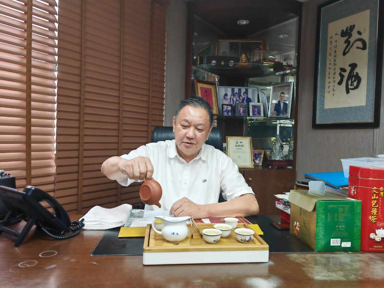  **已签发**柔：新旧对照：“亚坤”的过去与现在  