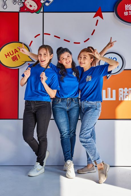 悲痛写“看著你像睡著般躺在那…” 陈立谦携贺岁剧演员送别庄群施