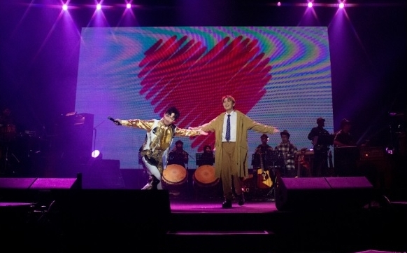 感恩童年回忆全甜 阿牛泪目隔空喊话亡母