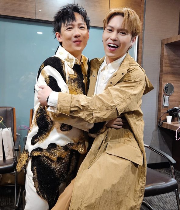 感恩童年回忆全甜 阿牛泪目隔空喊话亡母