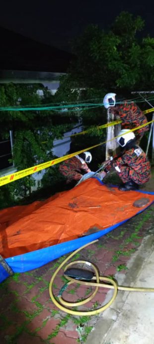 打扪两屋间围墙倒塌 住户紧急疏散