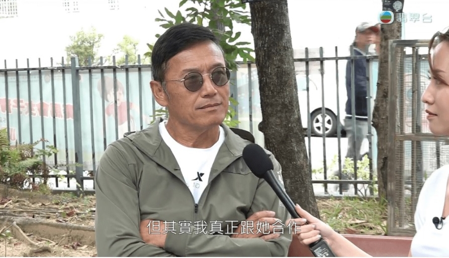  拍《义不容情》跟周海媚“上契” 黄日华忆“阿妹”脸部常现红斑