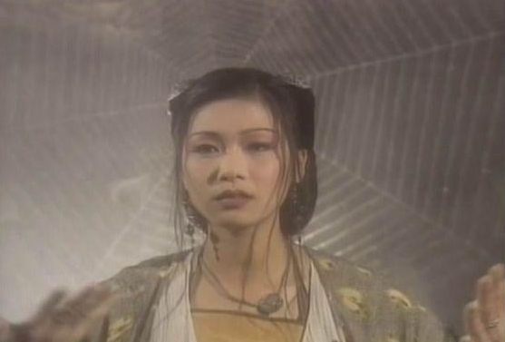 教熟女如何保持年轻状态　53岁张慧仪遭讽靠美颜相机