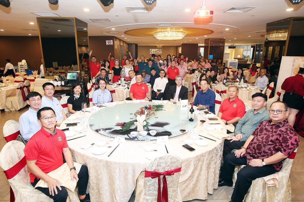早报后面头(大都会)梳邦再也福建会馆庆祝圣诞节午宴
