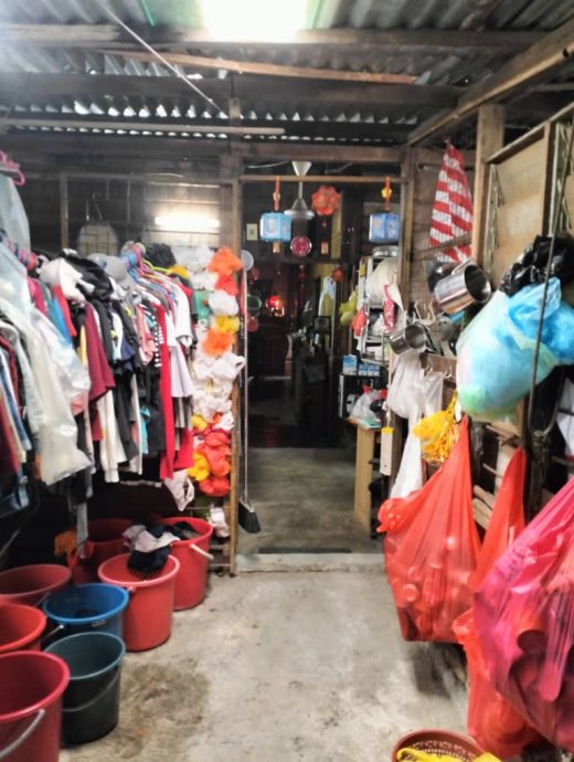 星洲基金岁末拨超过40万令吉，捐203户贫困户，附5图