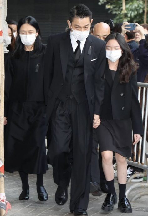 是“蒨”不是“倩” 刘德华结婚15年首度为老婆正名
