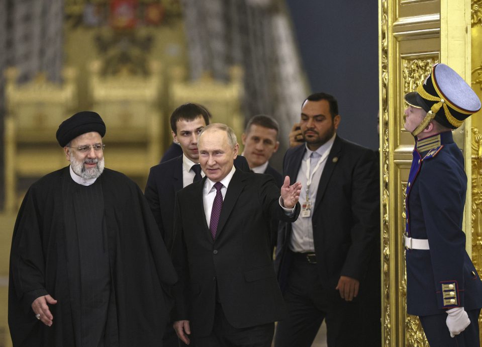 普汀与莱希会晤主谈经贸与安全,俄专家:旨在打破西方对俄孤立局面