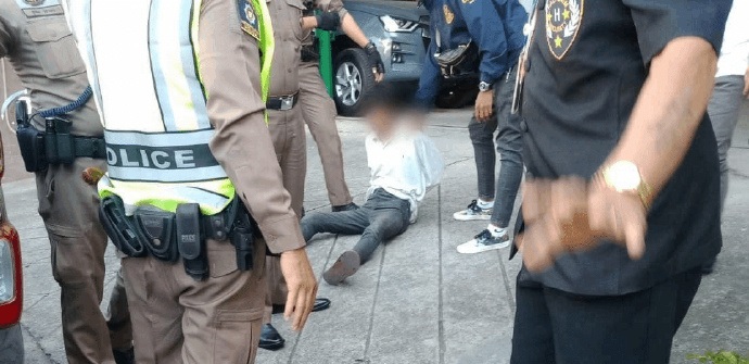 曼谷肇随机砍人案 小兄弟遭男子砍伤