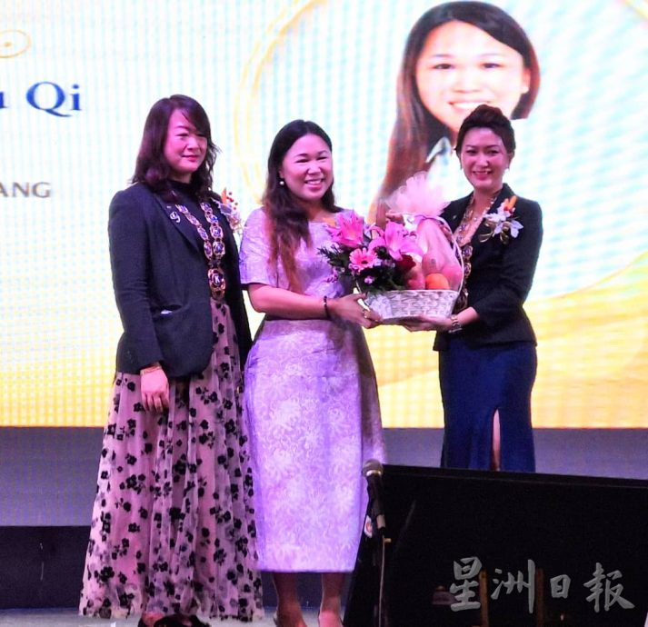 柔:新闻: 选区200万拨款用在对的地方 黄书琪:选民可衡量