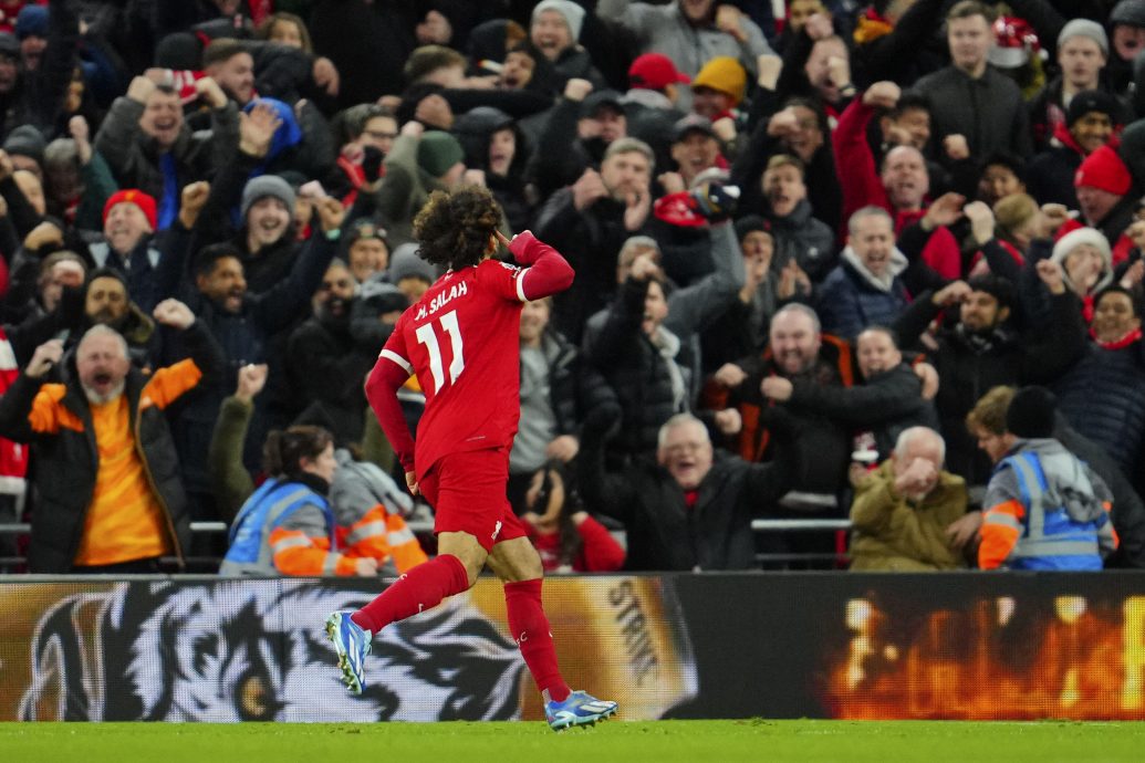 榜首大战1比1平红军 阿申纳锁定“圣诞冠军”