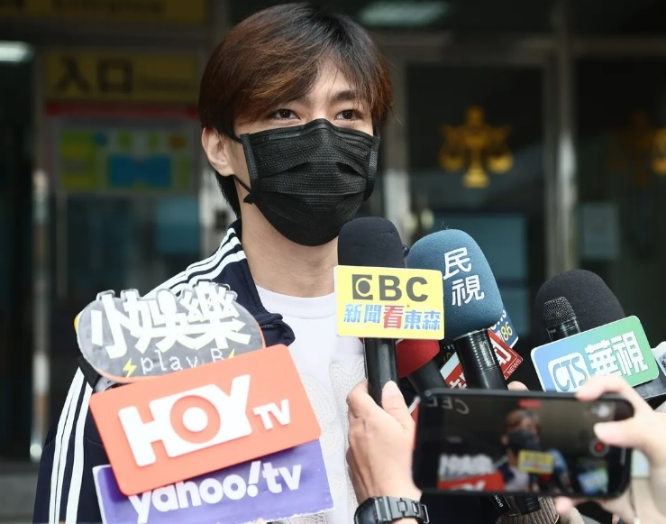 涉外流私密视频出庭 炎亚纶:努力和解