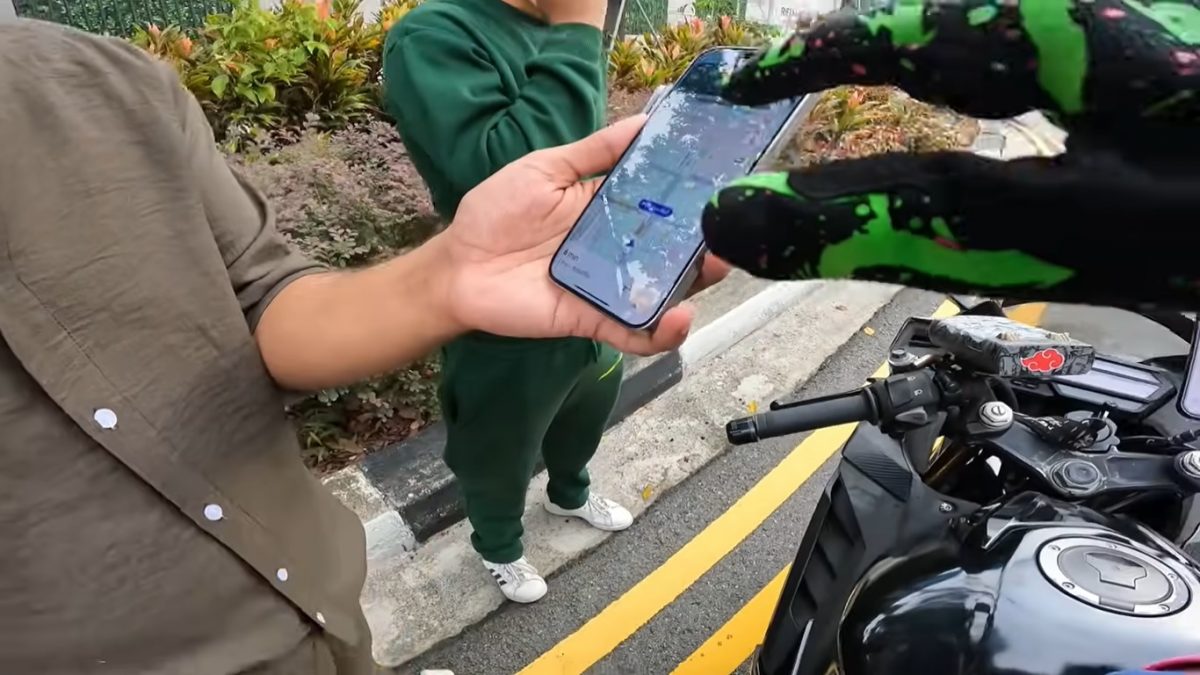  游客求助赶上船  送餐员化身“德士司机”好心载送