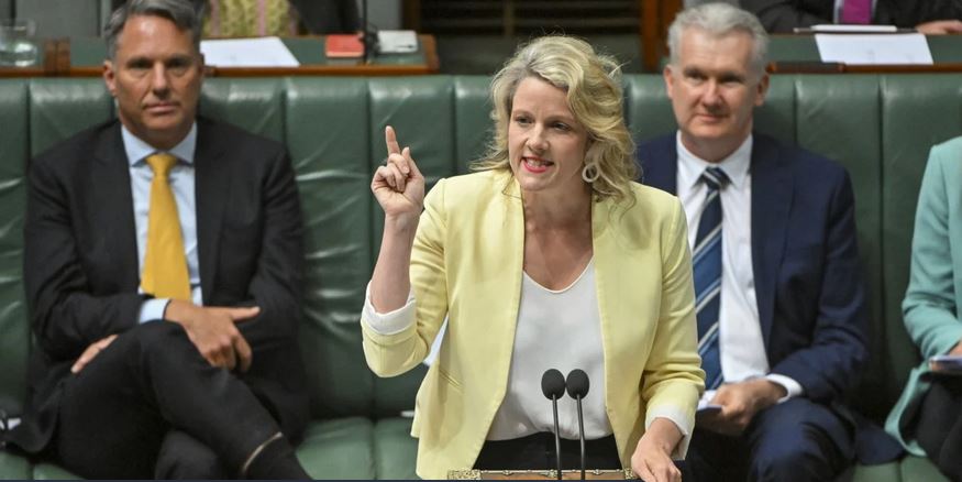 澳洲生活成本上升 收紧移民学生签证 专家:让移民当替罪羊“很危险”