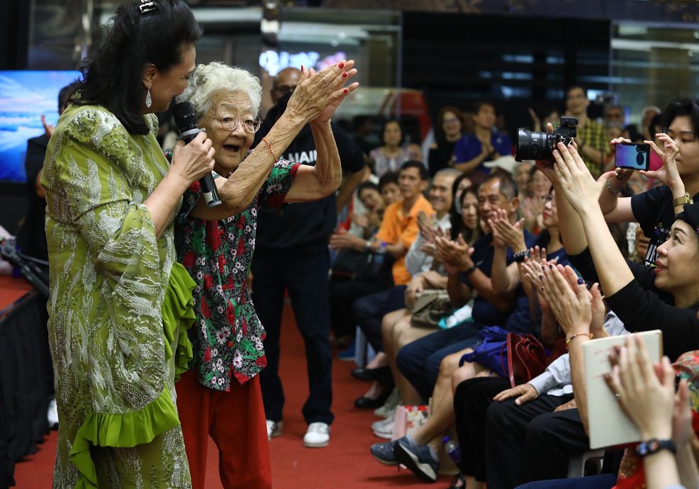 点燃“人生下半场”希望 银发族飙歌舞秀活力