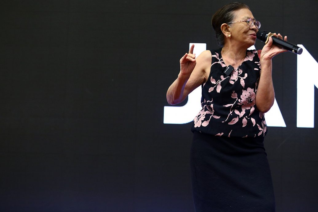 点燃“人生下半场”希望 银发族飙歌舞秀活力