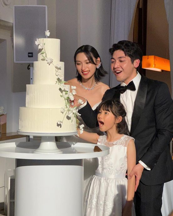 王丹妮9岁女改随继父姓 夸老公100分好爸爸