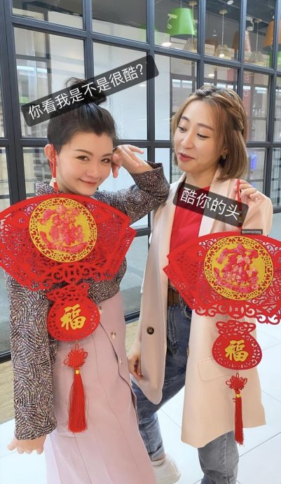 王雪晶抱灵柩恸别庄群施 “真的很不舍得你”