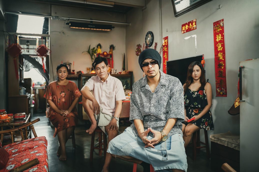 王雷初尝封帝滋味 演黄明志《二十楼》MV得奖