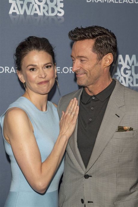 离婚手续未完已有新欢? 晓治积曼被爆热恋人妻女星当小王