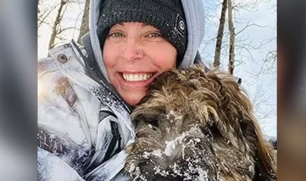 结婚纪念日她勇救爱犬 夫目睹妻冰河中消失