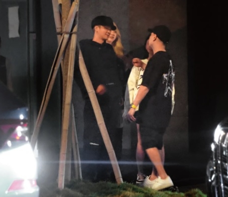 罗志祥被直击神秘大楼开趴 与多名女子玩通宵