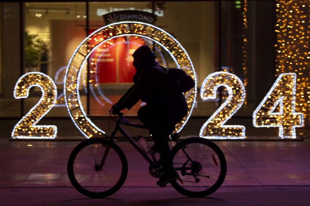 美国人口普查局:元旦日世界人口超过80亿  