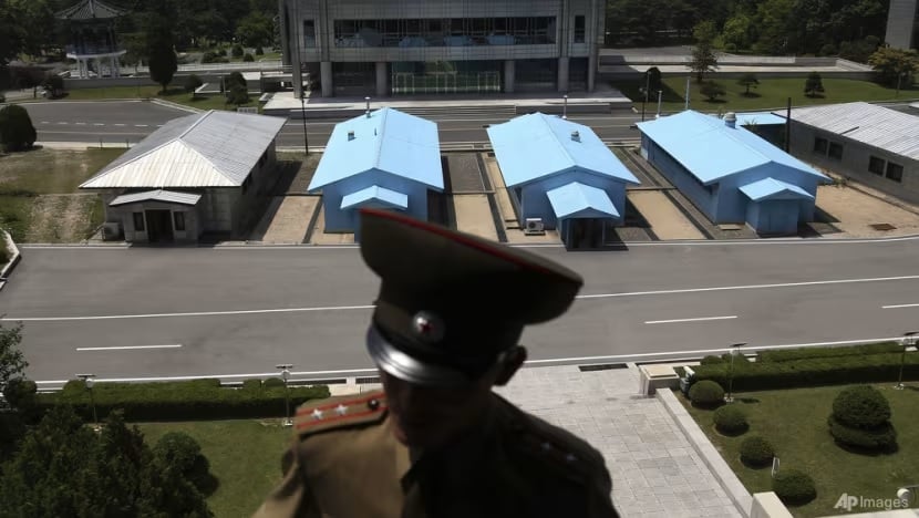 联合国军:板门店韩方士兵准携枪