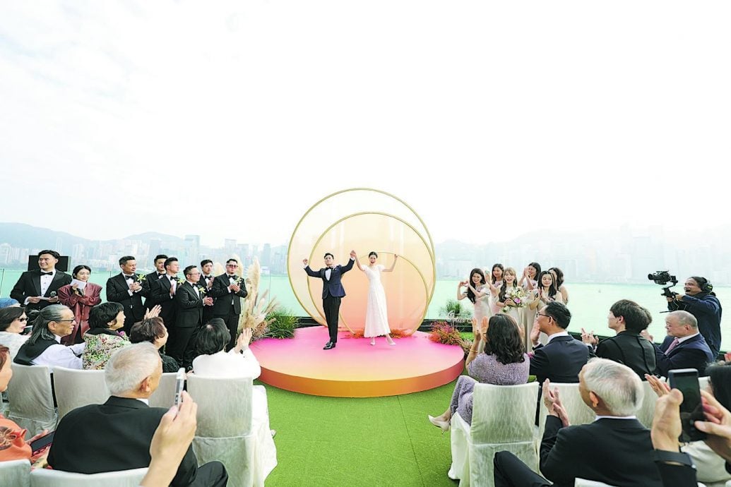 艾嘉娶媳｜600中港台大咖宾客云集 李心洁透视性感刘嘉玲毛绒贵妇