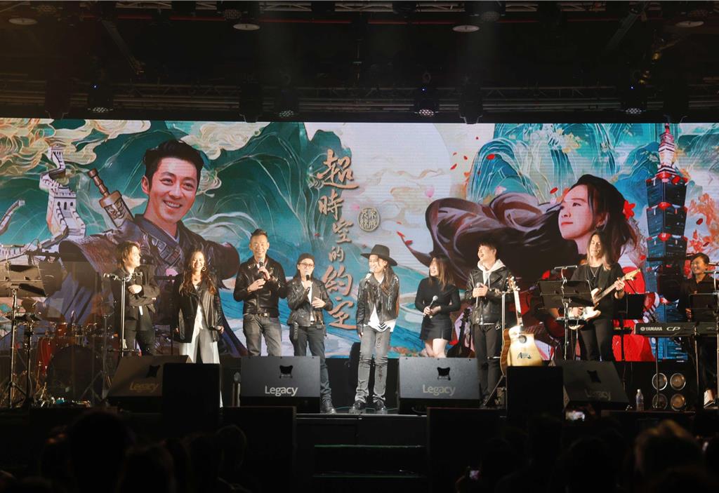 艾成圆梦 王瞳张芸京抱头痛哭