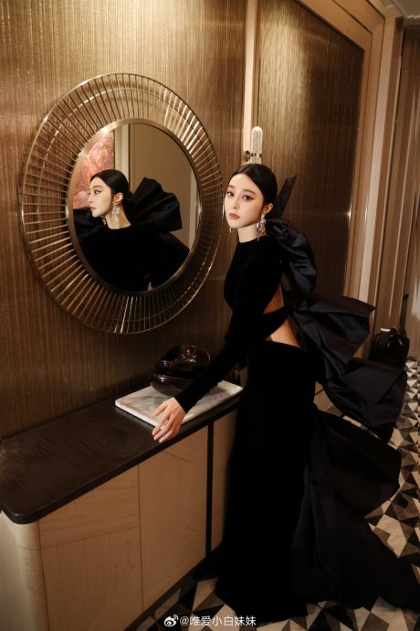 范冰冰罕谈被封杀 “能救你的只有自己”