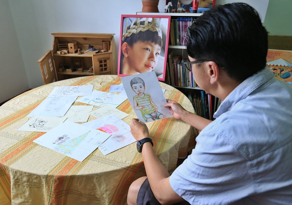 营地土崩一周年 | 被官员呛“孩子死了可以再生”父母:营地业者没交代人性在哪?