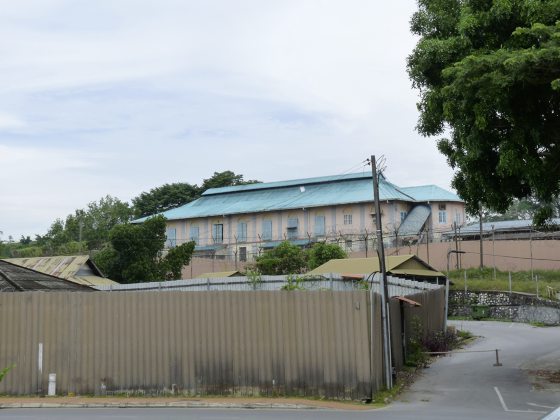 蔡羽／三角坡的高墙之内