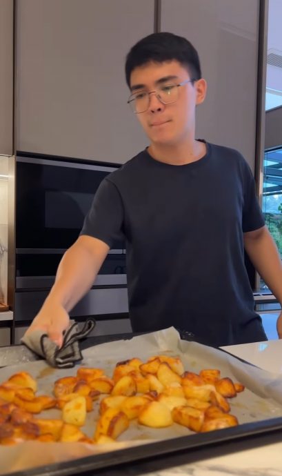 视频|有厨艺技能被前同事推荐 26岁男当百万富翁私人厨师 