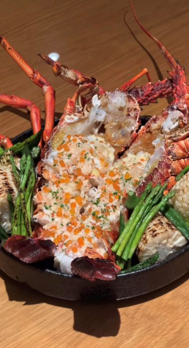 视频|有厨艺技能被前同事推荐 26岁男当百万富翁私人厨师 