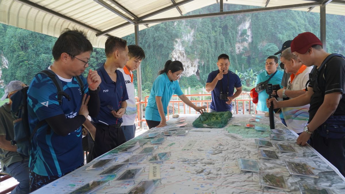 认识近打谷石灰岩 培南独中户外教学与团建