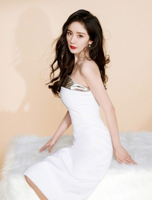 赵丽颖杨幂争女二吵翻天 陈可辛被逼发“排位声明”