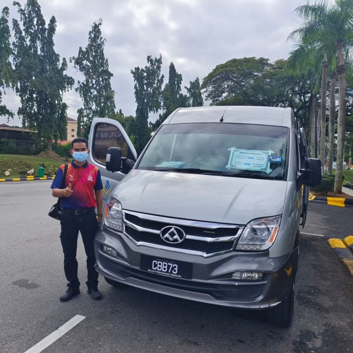 载送逛淡马鲁周日市集 免费接驳客货车赢好评