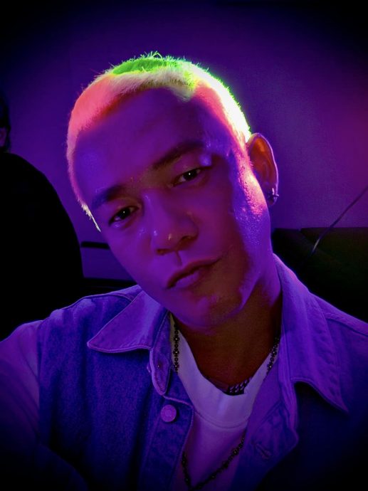 阿Ben染萤光头漆黑中发光 老婆傻眼：关上灯我怎么睡