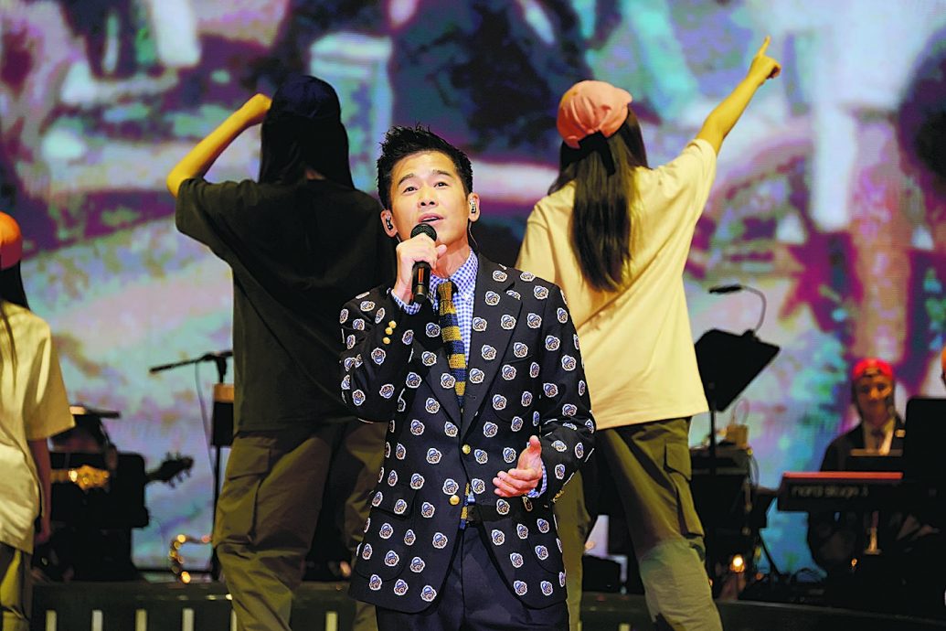 陈奕迅做嘉宾讲足半小时 林海峰疑暗讽黄宗泽