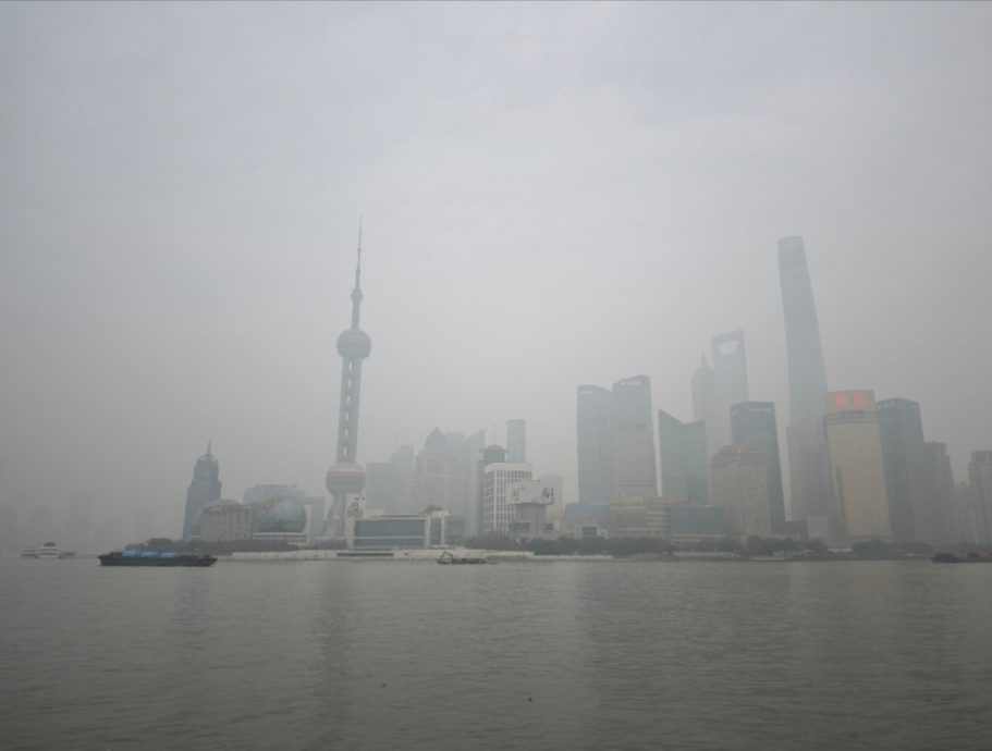 雾霾天气 中多地取消跨年烟火活动