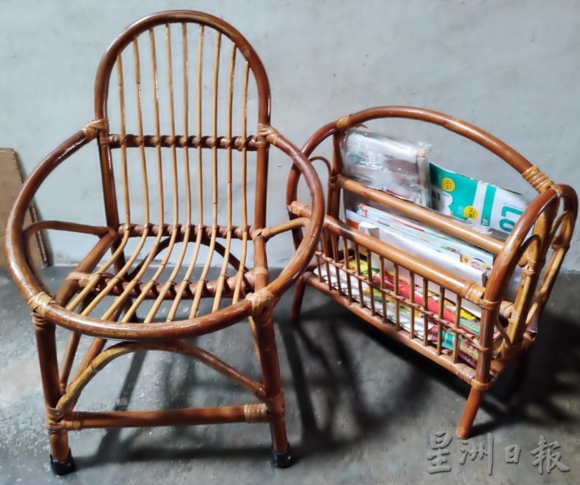 霹:封底主文【它的诞生】/12月6日见报/少数全手工制作 藤制家具成高档品