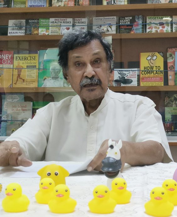 (全国)塑料小黄鸭有毒 槟消协促勿购买