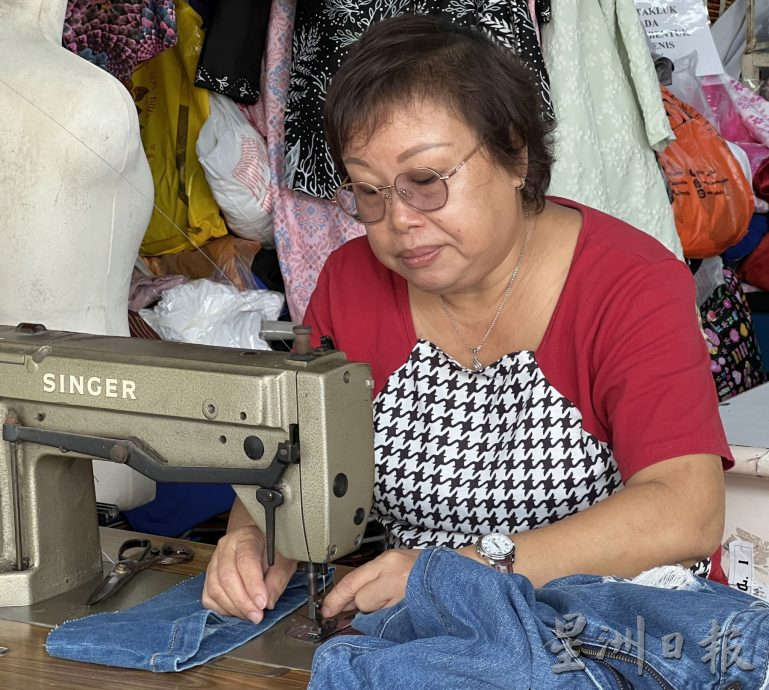 (古城封面主文)祈安律改单程道商家脸忧·无奈不能改变结局