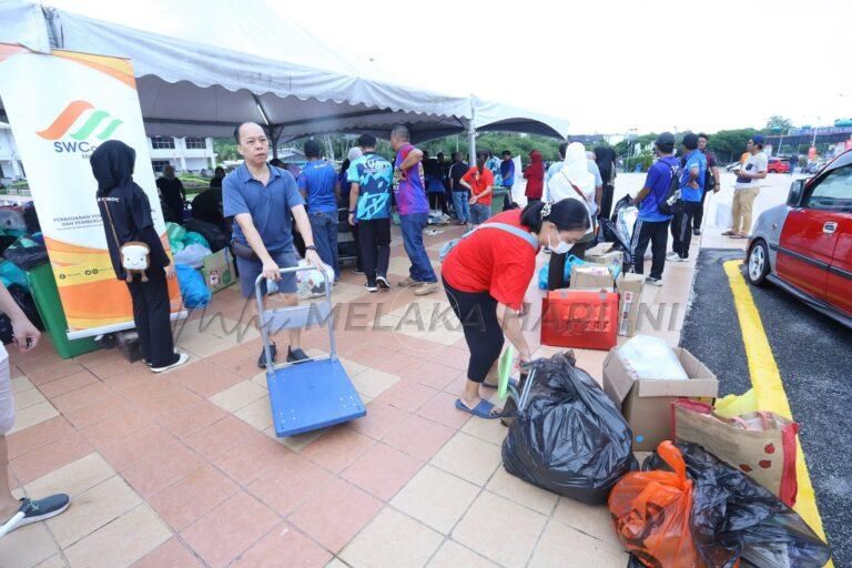 （古城版）甲市政厅4小时回收7741公斤物品