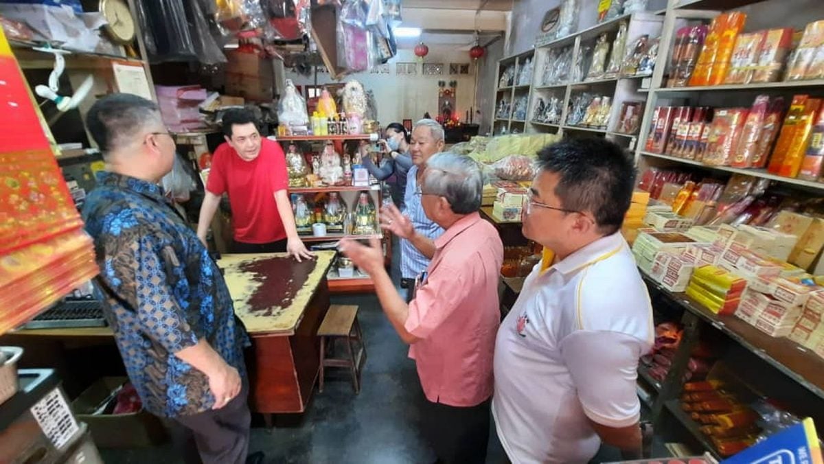 （古城第三版主文）勇全殿恳请商民游行当日，别在马车街及观音亭街停车