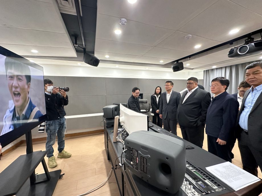 （古城第五版主文）配合明年甲旅游年，政府与中国广西广播电视台探讨联手展开旅游推广合作项目