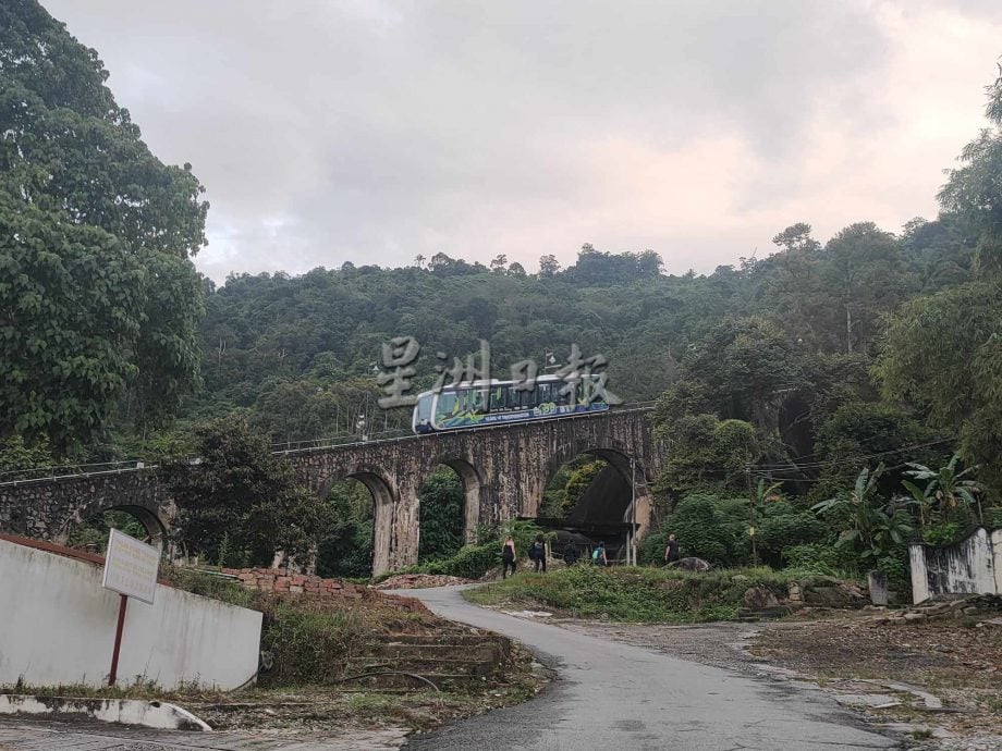 (大北马)在山中:升旗山古迹山径