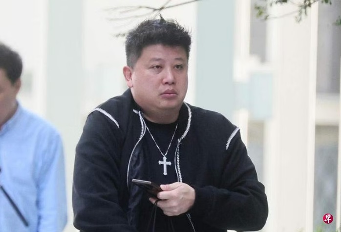 (已签发)柔:狮城二三事:顾客买保时捷供不起车贷 销售员骗过户转卖牟利